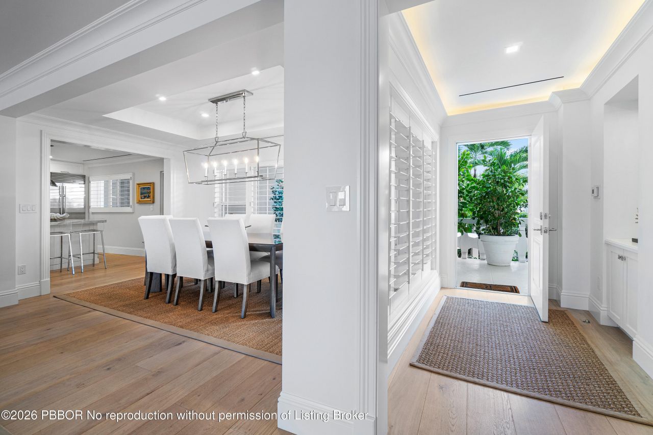 300 S Ocean Boulevard, Unit 2D, Palm Beach, FL 33480 Photo