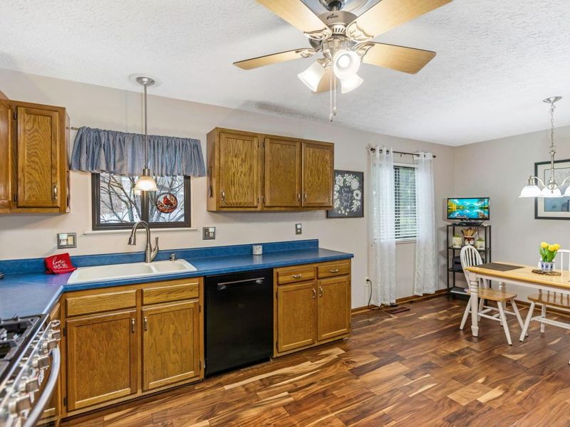 5885 Ballymead Boulevard, Dublin, OH 43016 Photo 29