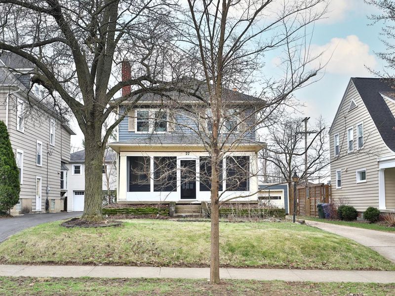 27 E Dunedin Road, Columbus, OH 43214 Photo 1