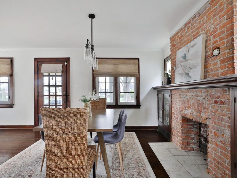 27 E Dunedin Road, Columbus, OH 43214 Photo 11