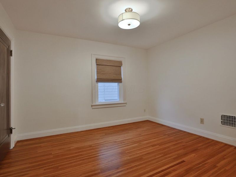 27 E Dunedin Road, Columbus, OH 43214 Photo 35