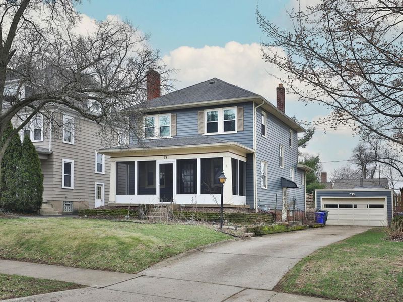 27 E Dunedin Road, Columbus, OH 43214 Photo 4