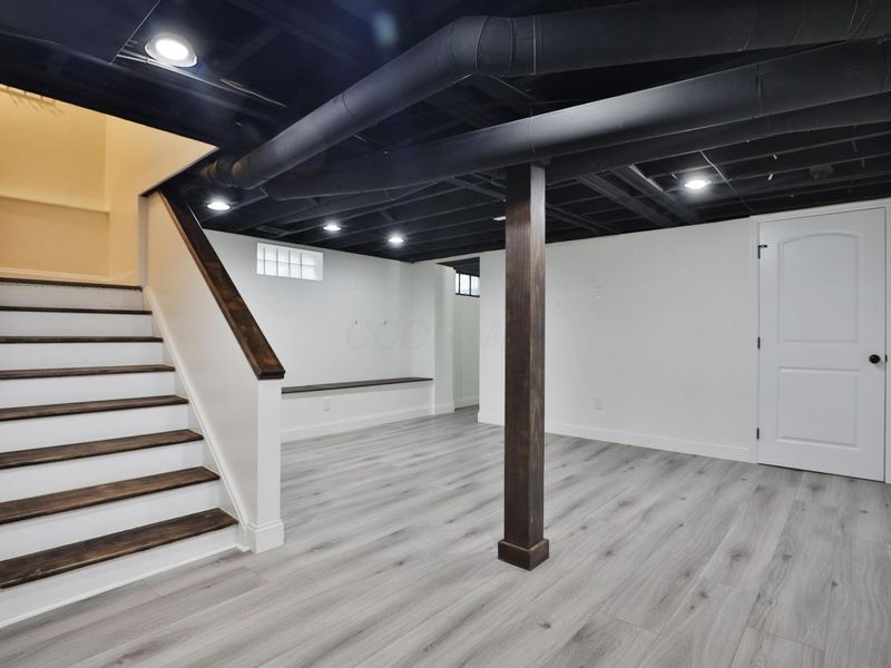 27 E Dunedin Road, Columbus, OH 43214 Photo 42