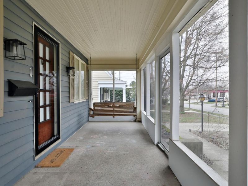 27 E Dunedin Road, Columbus, OH 43214 Photo 5