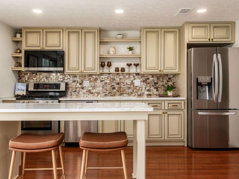 5301 Indianola Avenue , Columbus, OH 43214 Photo 6