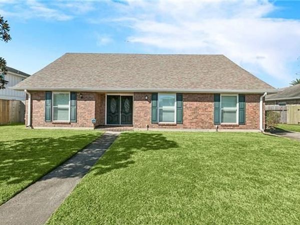 17 EVERGLADES Street, Kenner, LA 70065