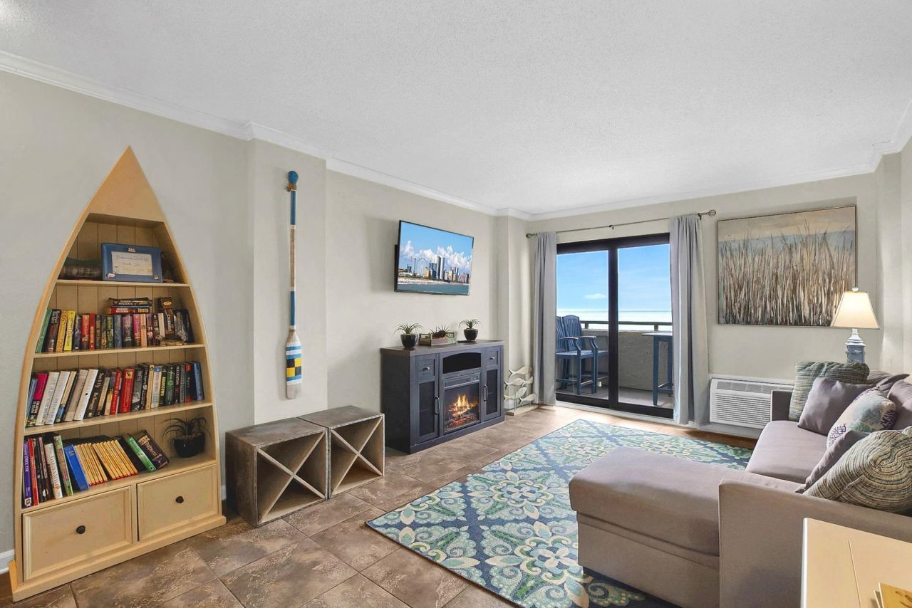 2001 S Ocean Blvd.  Photo 8