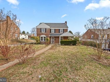 37 DEWEY ROAD, CHELTENHAM, PA 19012