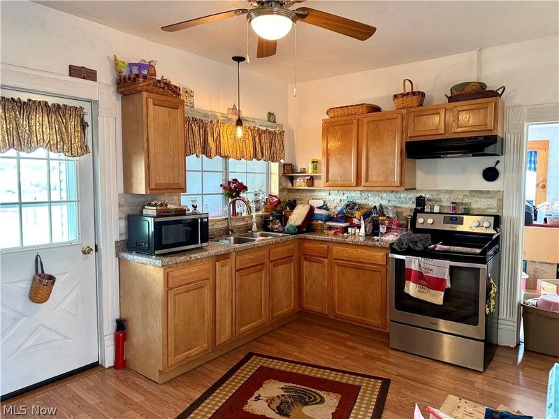 317 E Main Street, West Lafayette, OH 43845 Photo 10