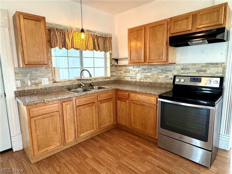 317 E Main Street, West Lafayette, OH 43845 Photo 10