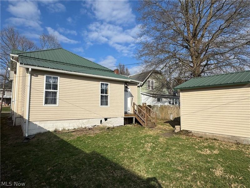 317 E Main Street, West Lafayette, OH 43845 Photo 3