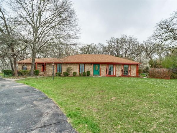 1620 Mamie Road , Greenville, TX 75402