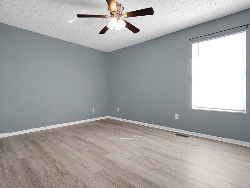 381 Chatterly Lane , Columbus, OH 43207 Photo 18