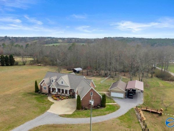 8644 County Road 38, Section, AL 35771