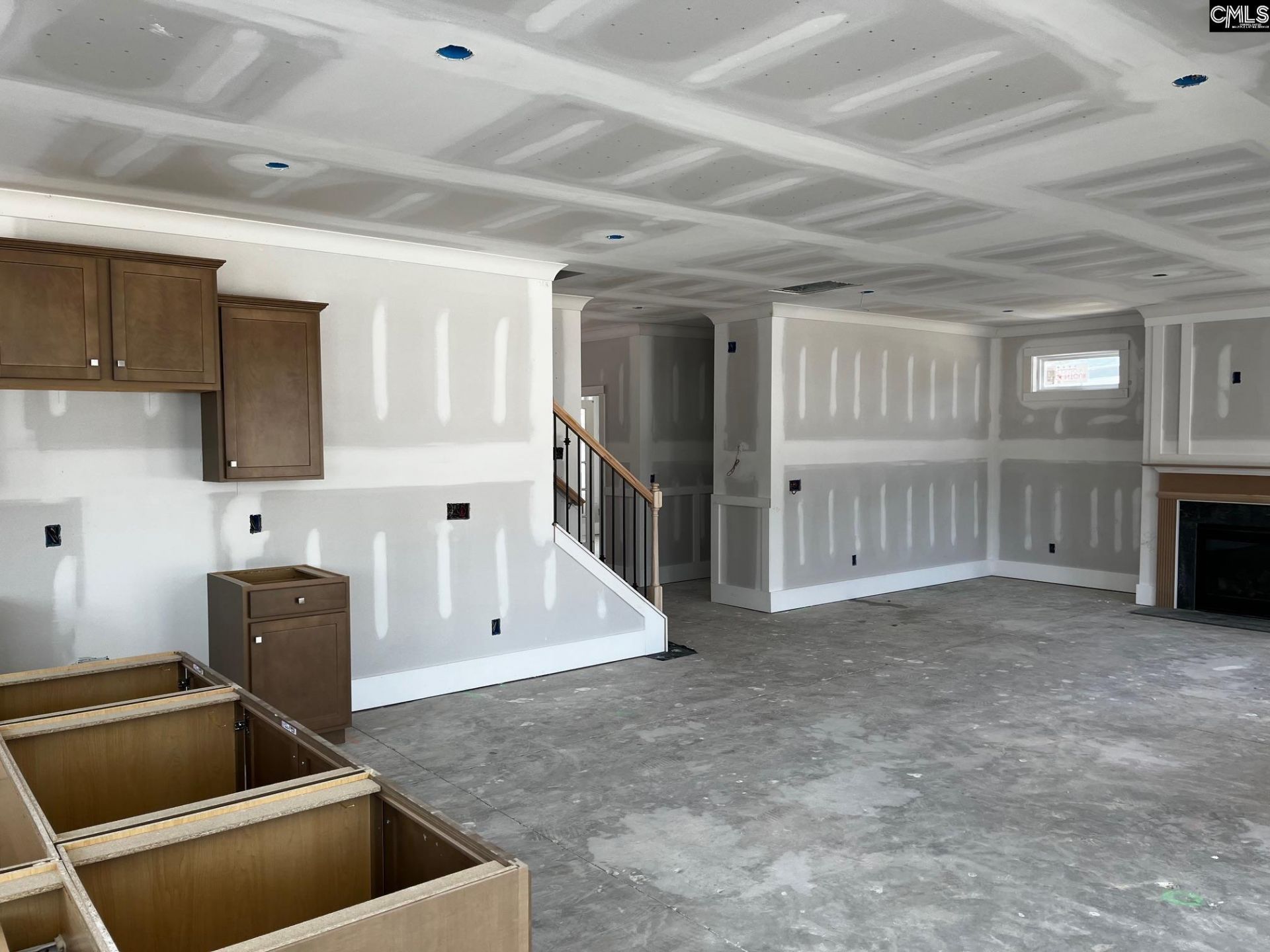 2027 Allan Crest Road Photo 13