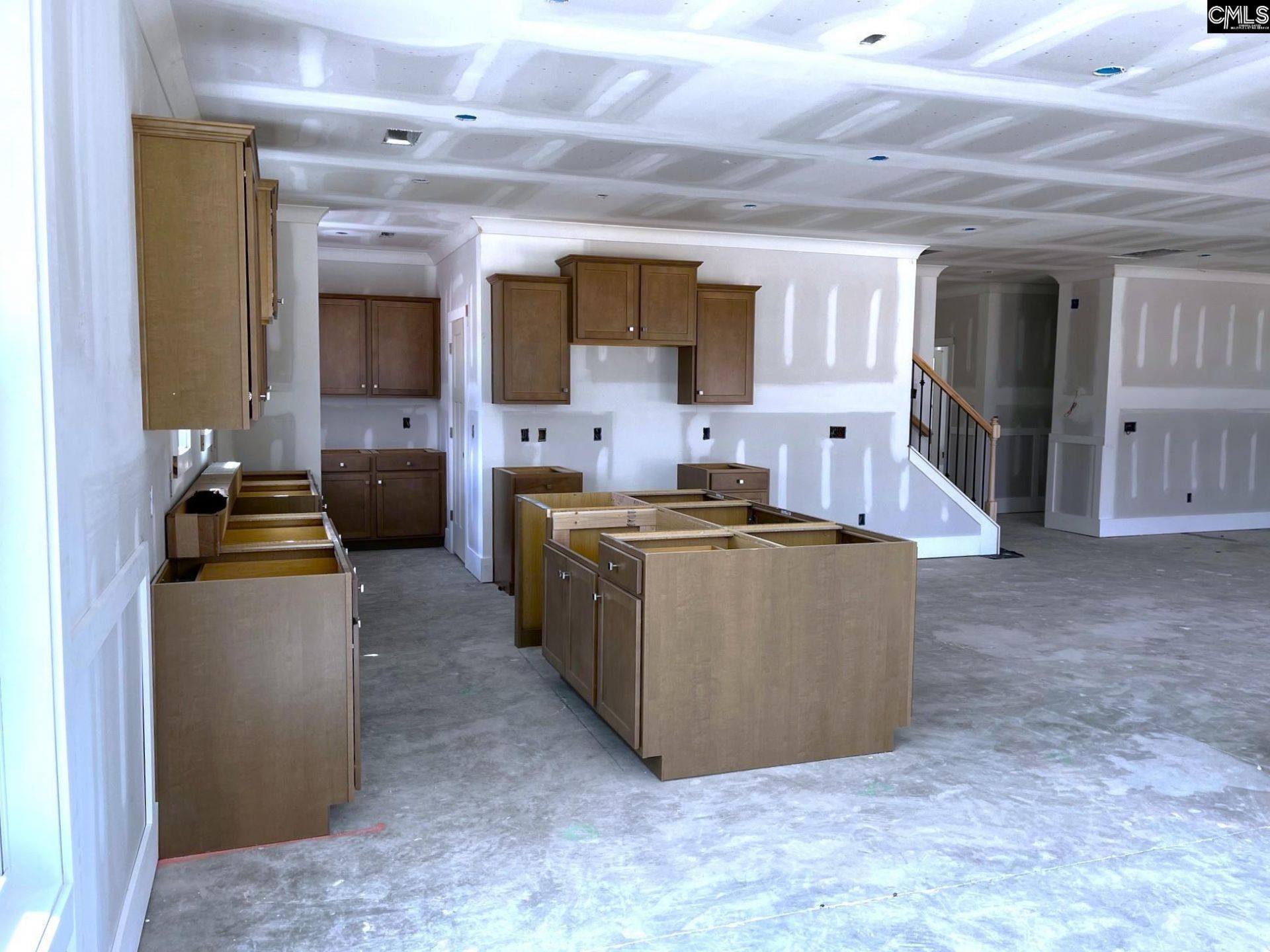 2027 Allan Crest Road Photo 7