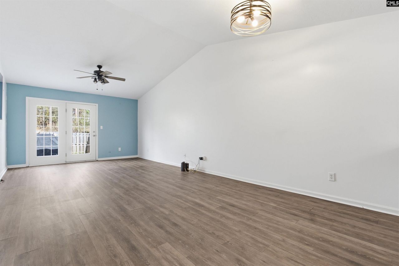 207 Philmont Drive Photo 4