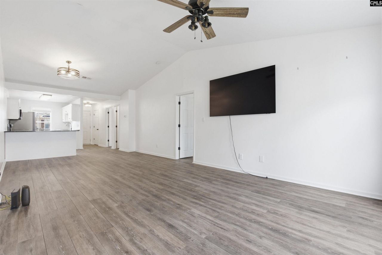 207 Philmont Drive Photo 5