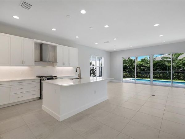 2741 Durham CIR, NAPLES, FL 34112