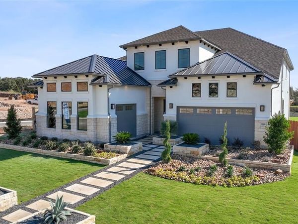 1300 Shelby LN, Georgetown, TX 78628