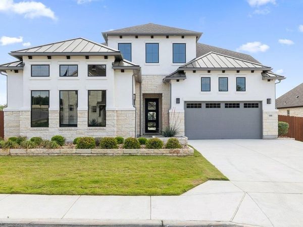 1300 Shelby LN, Georgetown, TX 78628