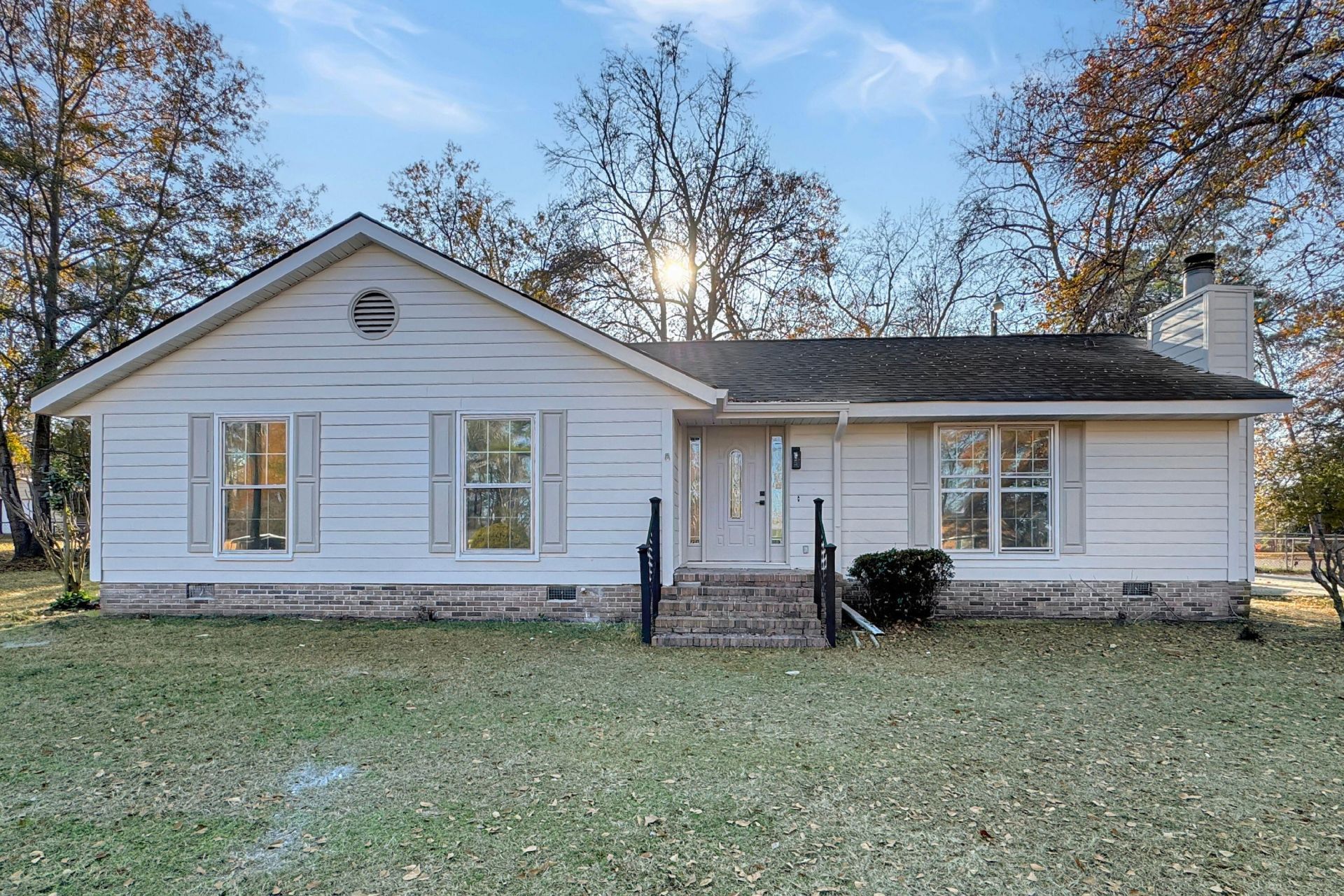 1185 Sheppard Road Photo 1