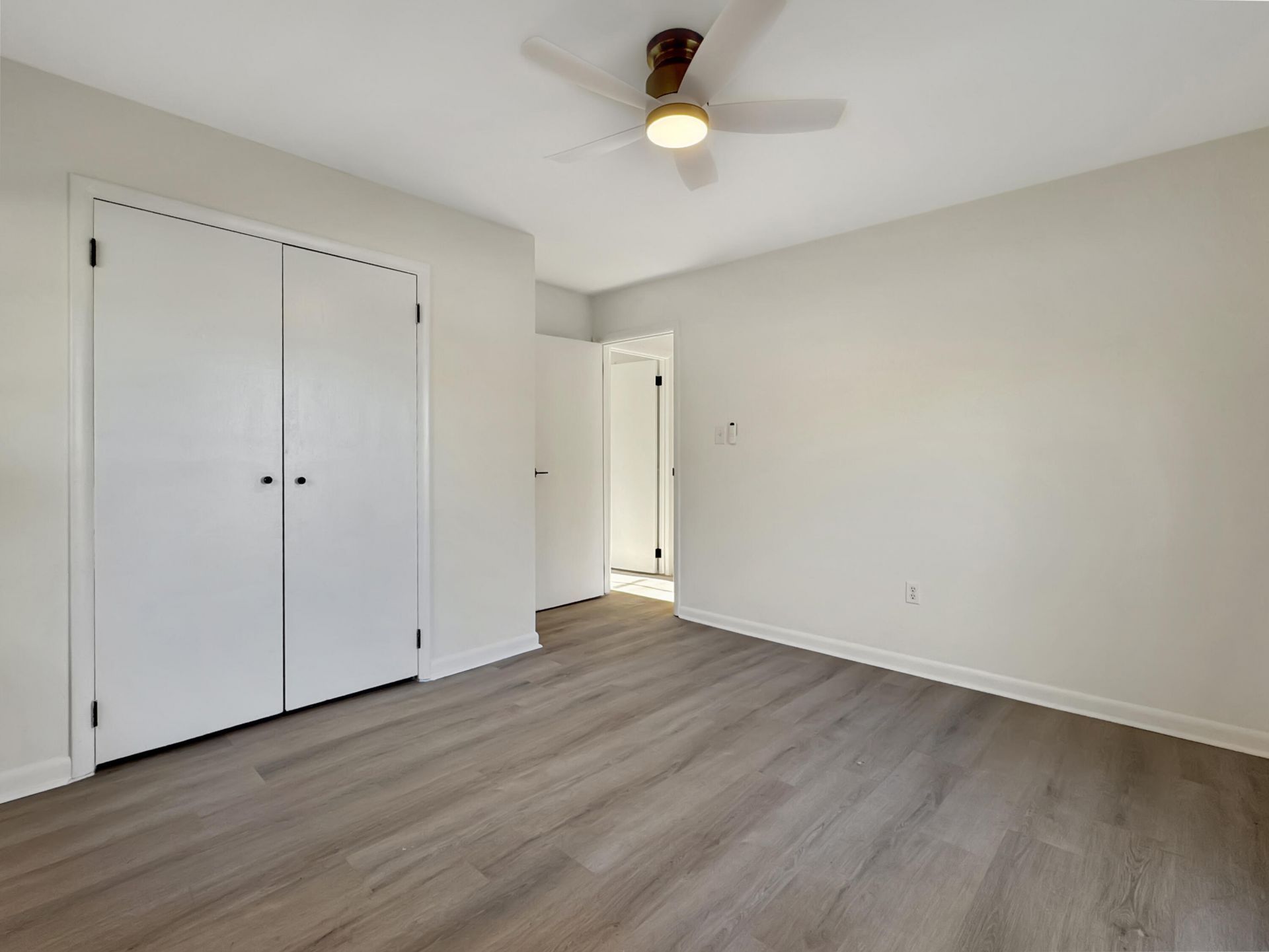 1185 Sheppard Road Photo 10