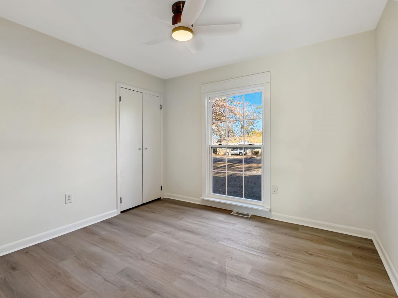 1185 Sheppard Road Photo 10