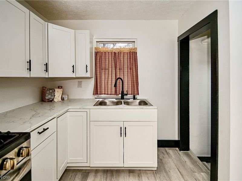 1228 Arnold Avenue , Akron, OH 44305 Photo 14