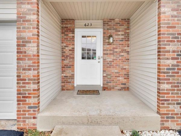 623 Southtowne Drive, BELVIDERE, IL 61008