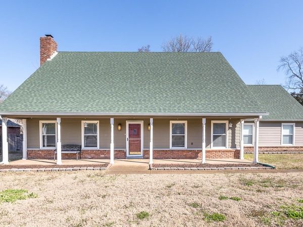 582 BRINSLEY DR, Collierville, TN 38017