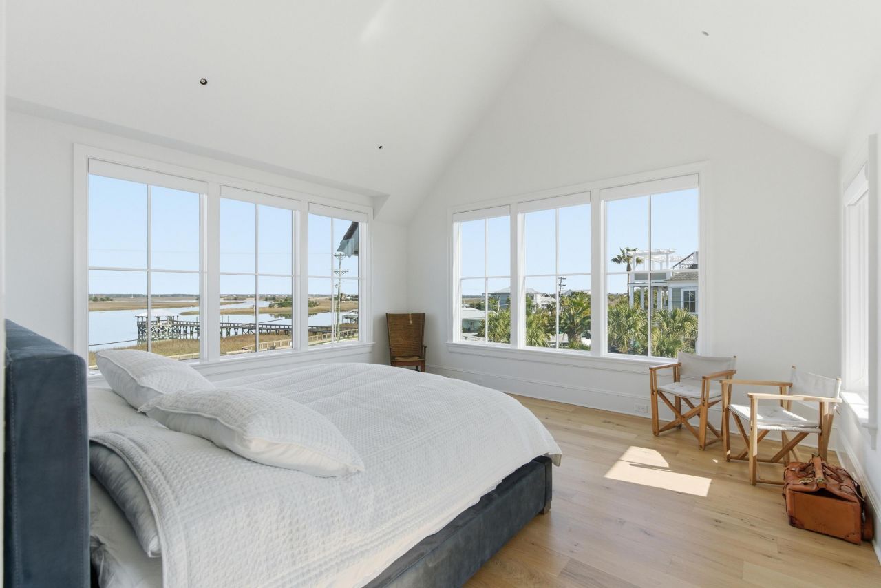 120 Palm Boulevard Photo 19