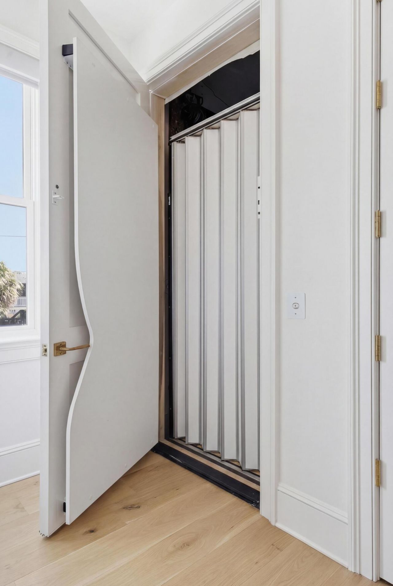 120 Palm Boulevard Photo 25