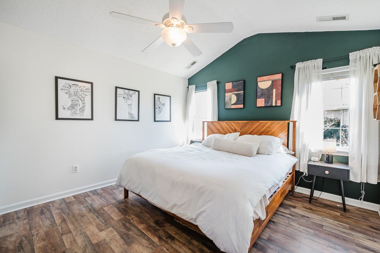 1260 Lakefront Drive Photo 17