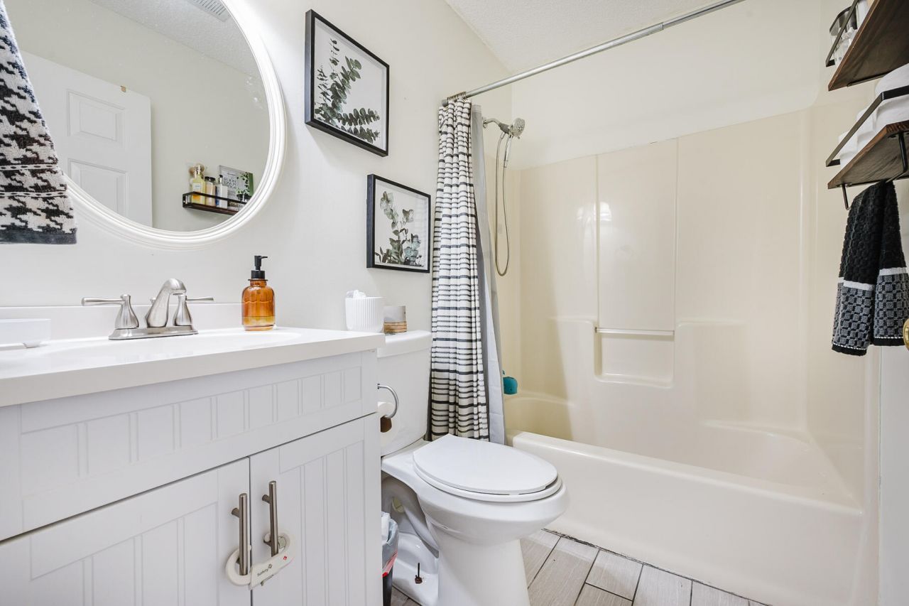 1260 Lakefront Drive Photo 25