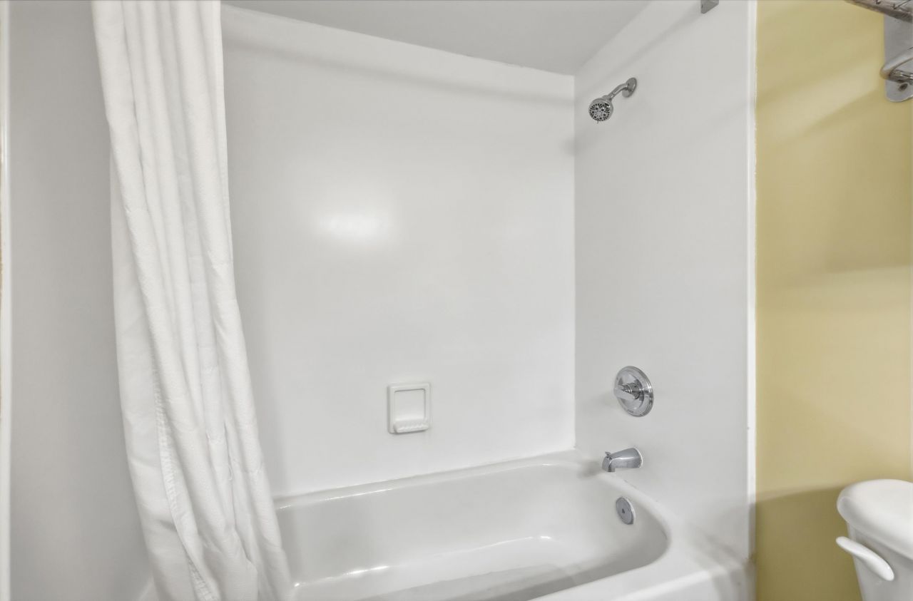 1501 S Ocean Blvd. Photo 11