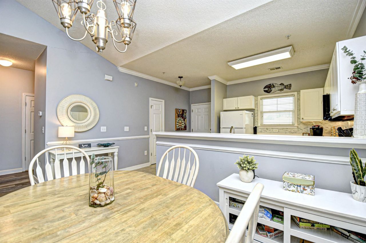 6253 Catalina Dr. Photo 12