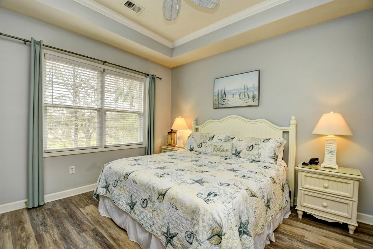 6253 Catalina Dr. Photo 16