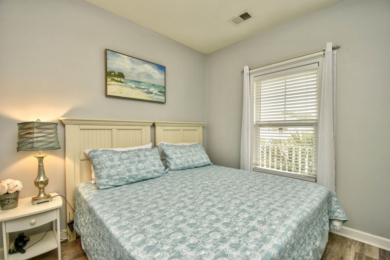 6253 Catalina Dr. Photo 21