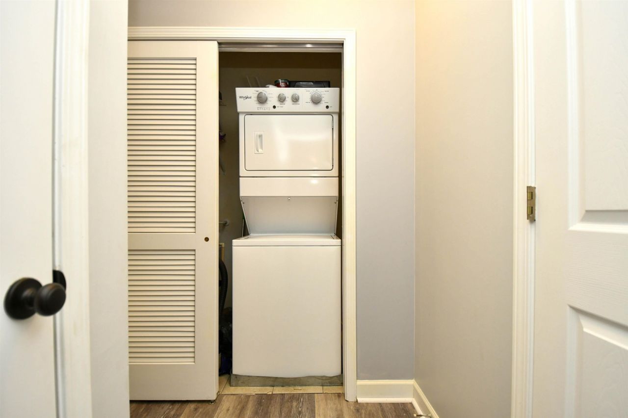 6253 Catalina Dr. Photo 25