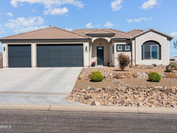 6209 E SADDLEHORN Circle, Hereford, AZ 85615