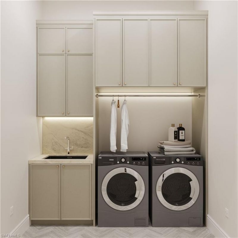 335 Burning Tree Dr, Naples, FL 34105 Photo