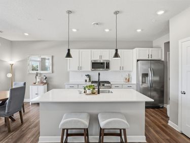 1927 Prospect Lane, Carver, MN 55315