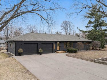 10617 Thomas Avenue S, Bloomington, MN 55431