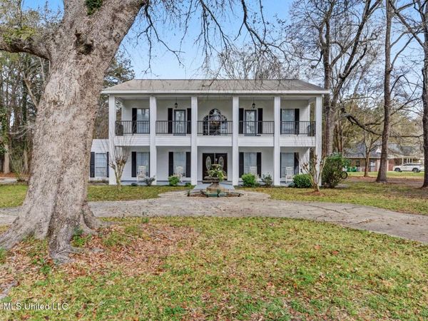 20700 Cameron Lane, Moss Point, MS 39562