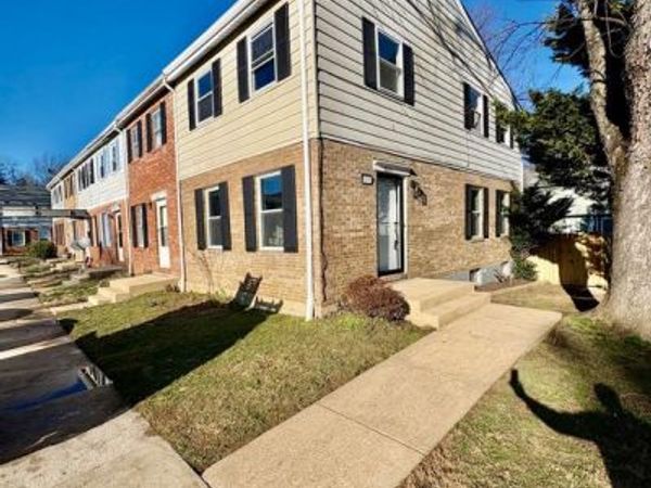8221 STEWARTON COURT, SEVERN, MD 21144