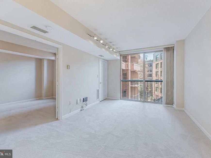 4808 Moorland Lane, Unit 314, Bethesda, MD 20814 Main Photo