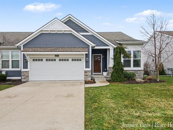 11456 Wake Drive, Allendale, MI 49401