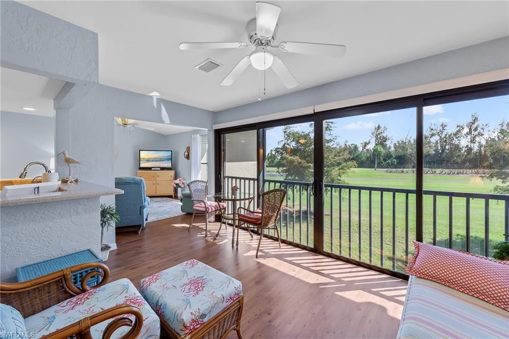 5890 Trailwinds Dr, Unit 522, Fort Myers, FL 33907 Photo