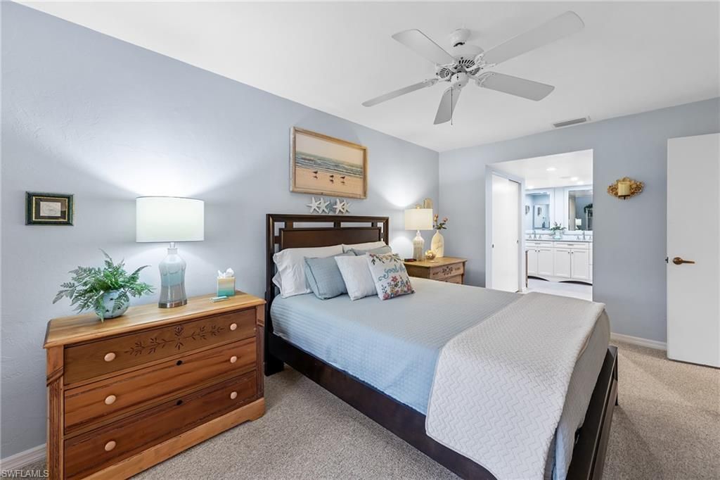 5890 Trailwinds Dr, Unit 522, Fort Myers, FL 33907 Photo